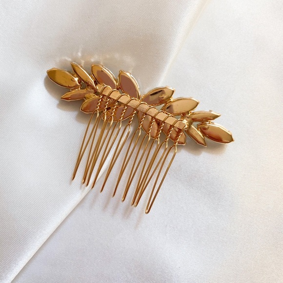 BRIDAL - MILA Pearlescent Gemstones Hair Comb Piece - Picture 3 of 3